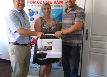 Domino získalo šicí stroj zn. Haišman