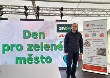 Prezentace Budějcké stravenky a dražba Energetického burgra na Zevo Vráto