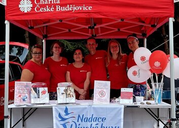 Charita běžela pro dobrou věc: vítězství, radost i dvojnásobná pomoc